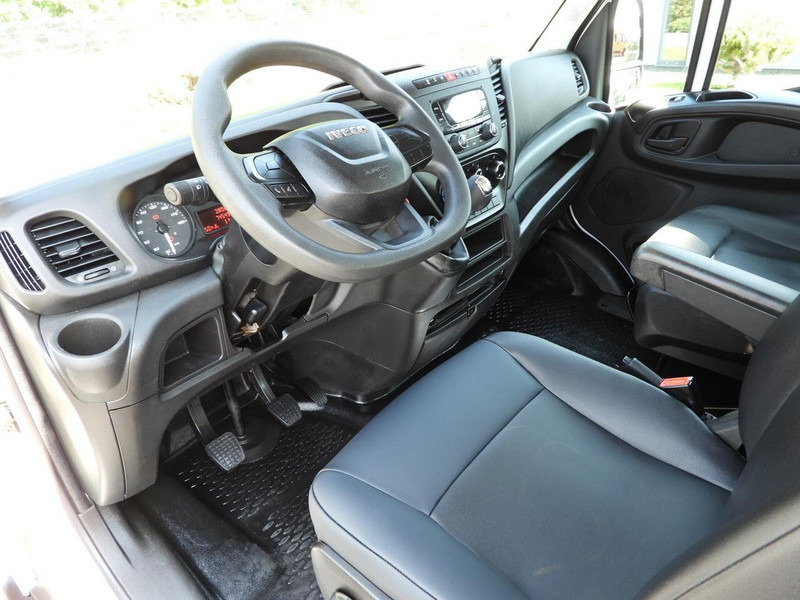 Iveco DAILY 35C16 WYWROTKA PODWÓJNA KABINA DOKA 6 MIEJSC BLIŹNIACZE KO - قلاب صغير: صورة 2 Iveco DAILY 35C16 WYWROTKA PODWÓJNA KABINA DOKA 6 MIEJSC BLIŹNIACZE KO - قلاب صغير: صورة 2