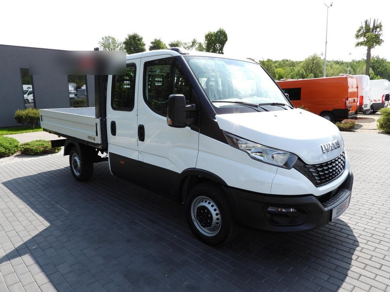 Iveco DAILY 35S12 SKRZYNIA PODWÓJNA KABINA DOKA 7 MIEJSC KLIMATYZACJA - شاحنة توصيل مفتوحة: صورة 4 Iveco DAILY 35S12 SKRZYNIA PODWÓJNA KABINA DOKA 7 MIEJSC KLIMATYZACJA - شاحنة توصيل مفتوحة: صورة 4