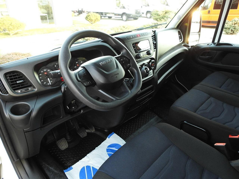 Iveco DAILY 35S16 KONTENER WINDA 8 PALET TEMPOMAT KLIMATYZACJA BLIŹNIA - شاحنة بصندوق مغلق: صورة 2 Iveco DAILY 35S16 KONTENER WINDA 8 PALET TEMPOMAT KLIMATYZACJA BLIŹNIA - شاحنة بصندوق مغلق: صورة 2