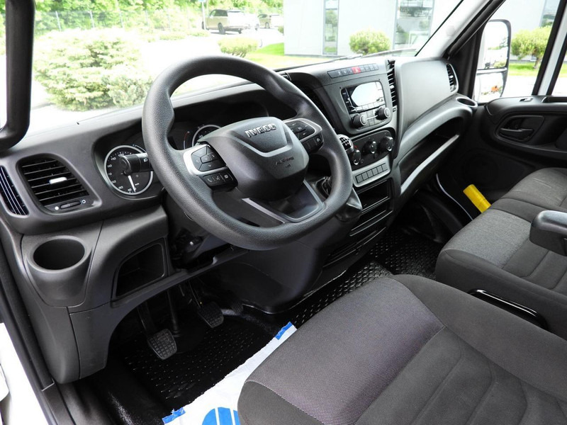 Iveco DAILY 35S18 PLANDEKA 10 PALET TEMPOMAT LEDY KLIMATYZACJA  180KM - شاحنة مغلقة بستائر جانبية: صورة 2 Iveco DAILY 35S18 PLANDEKA 10 PALET TEMPOMAT LEDY KLIMATYZACJA  180KM - شاحنة مغلقة بستائر جانبية: صورة 2