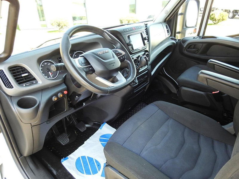 Iveco DAILY 70C18 KONTENER WINDA 14 PALET WEBASTO TEMPOMAT NAWIGACJA L - شاحنة صندوقية: صورة 2 Iveco DAILY 70C18 KONTENER WINDA 14 PALET WEBASTO TEMPOMAT NAWIGACJA L - شاحنة صندوقية: صورة 2
