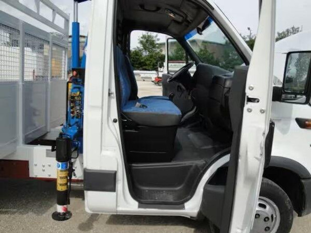 شاحنات مسطحة, شاحنة كرين Iveco Daily 35C11 - flatbed+crane: صورة 14