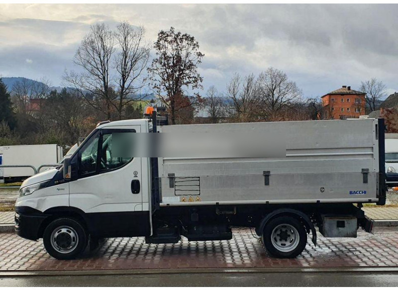 Iveco Daily 35c-14 3 way tipper BENZIN - قلاب صغير: صورة 4 Iveco Daily 35c-14 3 way tipper BENZIN - قلاب صغير: صورة 4