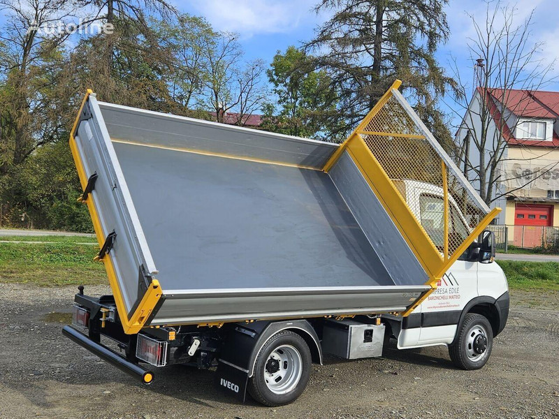 Iveco Daily 35c-15 3 way tipper - قلاب صغير: صورة 5 Iveco Daily 35c-15 3 way tipper - قلاب صغير: صورة 5