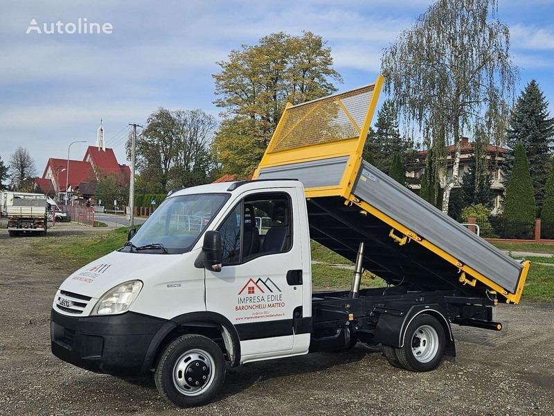 Iveco Daily 35c-15 3 way tipper - قلاب صغير: صورة 3 Iveco Daily 35c-15 3 way tipper - قلاب صغير: صورة 3