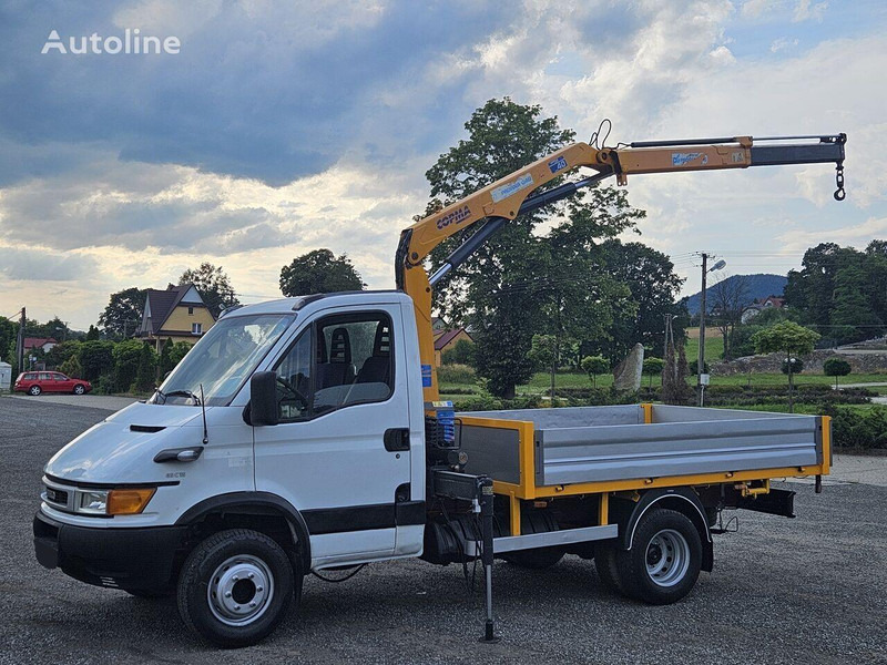 Iveco Daily 65c-15 Flatbed + crane Copma - شاحنات مسطحة, شاحنة كرين: صورة 1 Iveco Daily 65c-15 Flatbed + crane Copma - شاحنات مسطحة, شاحنة كرين: صورة 1