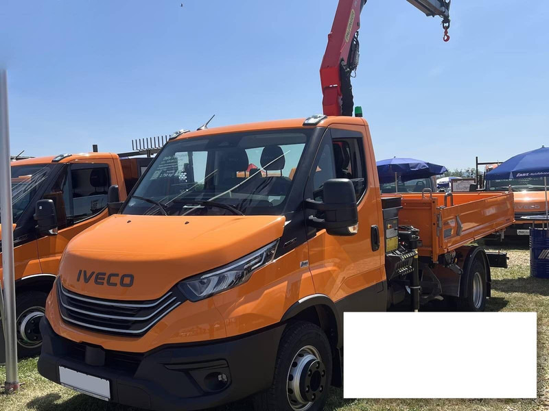Iveco Daily 70C18H - Flatbed+crane - شاحنات مسطحة, شاحنة كرين: صورة 1 Iveco Daily 70C18H - Flatbed+crane - شاحنات مسطحة, شاحنة كرين: صورة 1