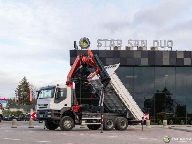 Iveco TRAKKER 360 6x6 PALFINGER PK 36002 Crane Kipper - شاحنة قلاب, شاحنة كرين: صورة 1 Iveco TRAKKER 360 6x6 PALFINGER PK 36002 Crane Kipper - شاحنة قلاب, شاحنة كرين: صورة 1