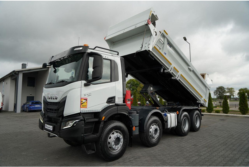 Iveco X-WAY 480 / 8X4 / WYWROTKA DWUSTRONNA / HYDROBURTA / HYDROKLAPA - شاحنة قلاب: صورة 2 Iveco X-WAY 480 / 8X4 / WYWROTKA DWUSTRONNA / HYDROBURTA / HYDROKLAPA - شاحنة قلاب: صورة 2