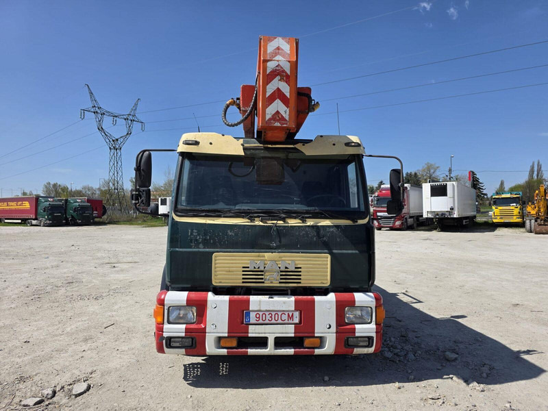 MAN 18.264 Multitel ALU 32m - منصة محمولة مثبتة على الشاحنة: صورة 5 MAN 18.264 Multitel ALU 32m - منصة محمولة مثبتة على الشاحنة: صورة 5