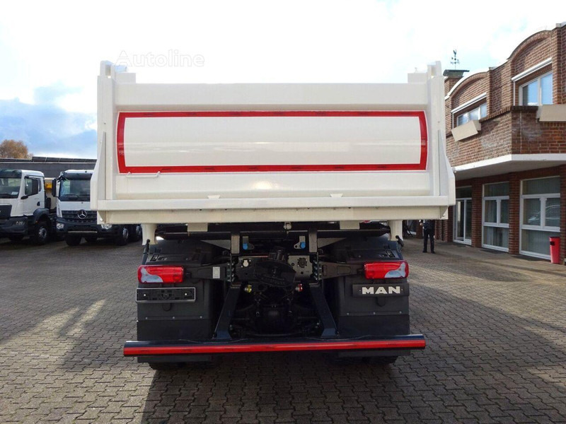 MAN 33.430 - 3 way tipper+crane 6x6 - شاحنة قلاب, شاحنة كرين: صورة 5 MAN 33.430 - 3 way tipper+crane 6x6 - شاحنة قلاب, شاحنة كرين: صورة 5