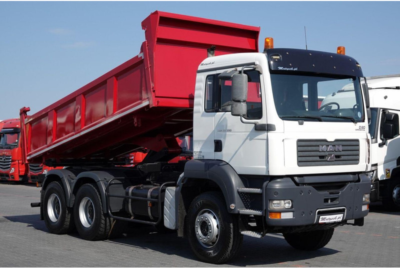 MAN TGA 33.390 / 6X4 / WYWROTKA 2 STRONNA / HYDROBURTA / MANUAL / SP - شاحنة قلاب: صورة 5 MAN TGA 33.390 / 6X4 / WYWROTKA 2 STRONNA / HYDROBURTA / MANUAL / SP - شاحنة قلاب: صورة 5