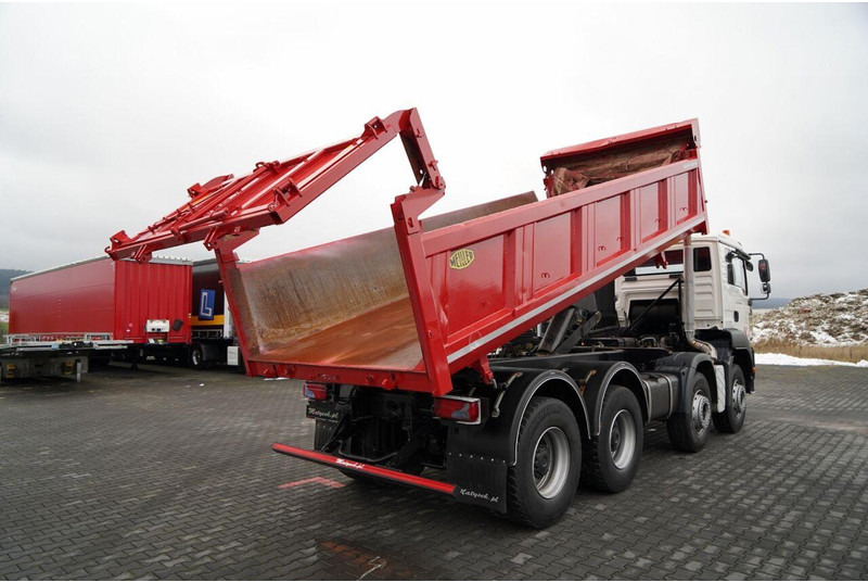 MAN TGA 35.400 / 8X4 / WYWROTKA 2 STR. / HYDROBURTA / HYDROKLAPA / M - شاحنة قلاب: صورة 4 MAN TGA 35.400 / 8X4 / WYWROTKA 2 STR. / HYDROBURTA / HYDROKLAPA / M - شاحنة قلاب: صورة 4