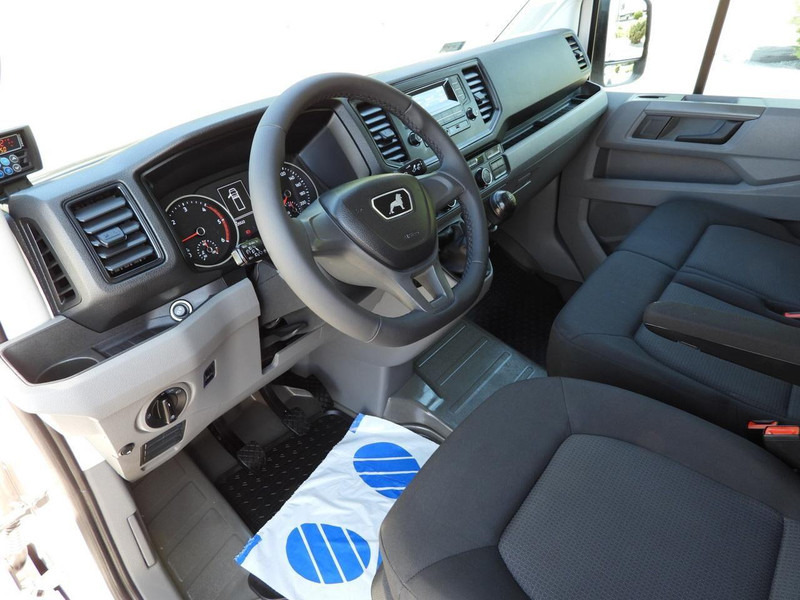 MAN TGE 3.140 CHŁODNIA KONTENER -1*C 8 PALET FUNKCJA GRZANIA TEMPOMA - شاحنة توصيل مبردة: صورة 2 MAN TGE 3.140 CHŁODNIA KONTENER -1*C 8 PALET FUNKCJA GRZANIA TEMPOMA - شاحنة توصيل مبردة: صورة 2