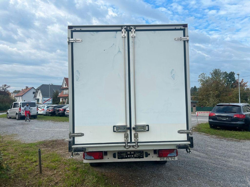 MAN TGE 3.180 4X4 - شاحنة توصيل مبردة: صورة 4 MAN TGE 3.180 4X4 - شاحنة توصيل مبردة: صورة 4