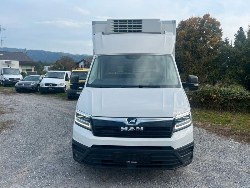 MAN TGE 3.180 4X4 - شاحنة توصيل مبردة: صورة 2 MAN TGE 3.180 4X4 - شاحنة توصيل مبردة: صورة 2