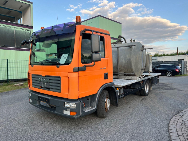 MAN TGL 8.180 Vacuum truck / Toilet Cleaner - فراغ شاحنة: صورة 1 MAN TGL 8.180 Vacuum truck / Toilet Cleaner - فراغ شاحنة: صورة 1