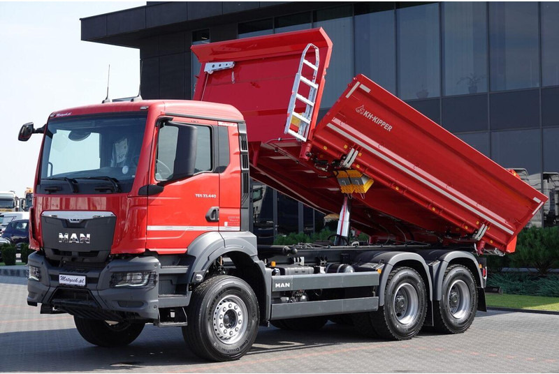 MAN TGS 33.440 / 6X4 / WYWROTKA 3 STRONNA / HYDROBURTA / BORDMATIC / - شاحنة قلاب: صورة 5 MAN TGS 33.440 / 6X4 / WYWROTKA 3 STRONNA / HYDROBURTA / BORDMATIC / - شاحنة قلاب: صورة 5