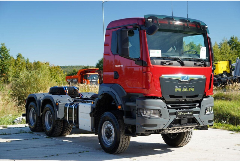 MAN TGS 33.480 / 6x6 / DO ZABUDOWY / FABRYCZNIE NOWY 2025 - شاحنة بهيكل معدني للمقصورة: صورة 3 MAN TGS 33.480 / 6x6 / DO ZABUDOWY / FABRYCZNIE NOWY 2025 - شاحنة بهيكل معدني للمقصورة: صورة 3