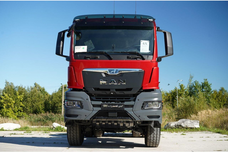 MAN TGS 33.480 / 6x6 / DO ZABUDOWY / FABRYCZNIE NOWY 2025 - شاحنة بهيكل معدني للمقصورة: صورة 4 MAN TGS 33.480 / 6x6 / DO ZABUDOWY / FABRYCZNIE NOWY 2025 - شاحنة بهيكل معدني للمقصورة: صورة 4