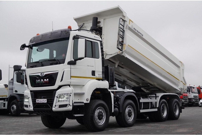 MAN TGS 41.460 / 8x8 / WYWROTKA TYLNOZSYP / MANUAL / KH-KIPPER / EUR - شاحنة قلاب: صورة 2 MAN TGS 41.460 / 8x8 / WYWROTKA TYLNOZSYP / MANUAL / KH-KIPPER / EUR - شاحنة قلاب: صورة 2