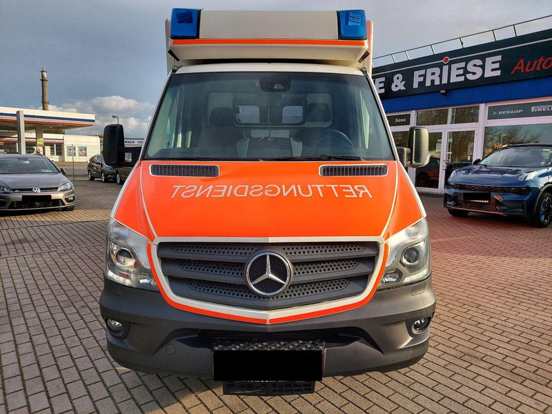 Mercedes-Benz 519 CDI Ambulance - سيارة إسعاف: صورة 1 Mercedes-Benz 519 CDI Ambulance - سيارة إسعاف: صورة 1
