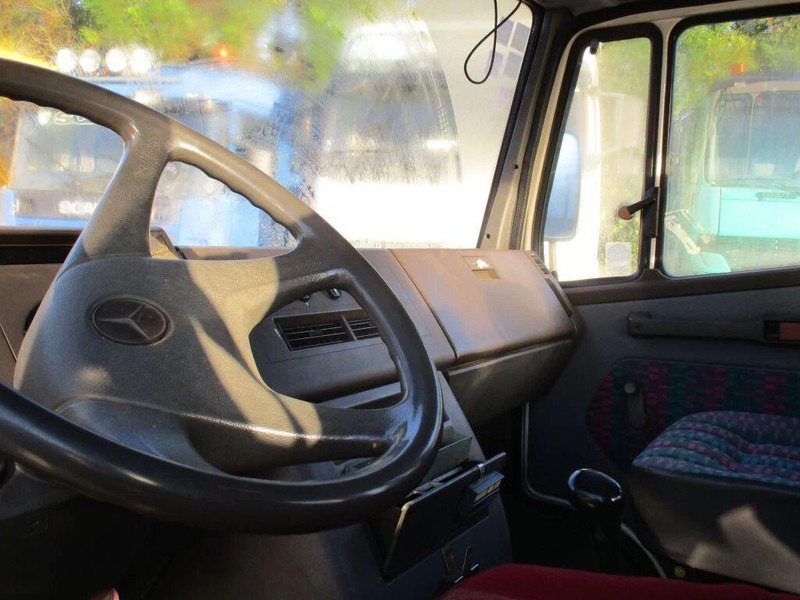 Mercedes-Benz 711D - Doka towing truck - شاحنة سحب: صورة 5 Mercedes-Benz 711D - Doka towing truck - شاحنة سحب: صورة 5