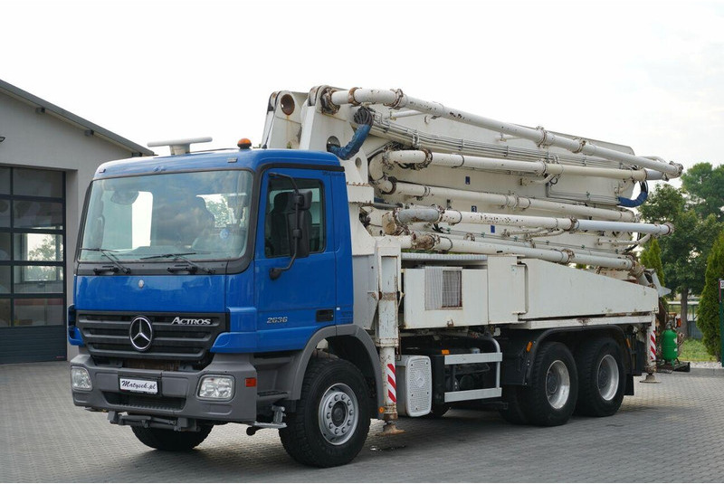 Mercedes-Benz ACTROS 2636 / POMPA SERMAC 5Z37 / 37 METRÓW / STEROWANIE RADIOW - مضخة خرسانة: صورة 2 Mercedes-Benz ACTROS 2636 / POMPA SERMAC 5Z37 / 37 METRÓW / STEROWANIE RADIOW - مضخة خرسانة: صورة 2
