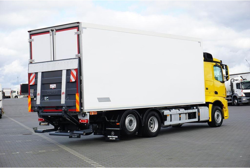 Mercedes-Benz ACTROS / 2853 / ACC / E 6 / MP 5 / CHŁODNIA + WINDA / 18 PALET / - شاحنة ذات مبرد: صورة 5 Mercedes-Benz ACTROS / 2853 / ACC / E 6 / MP 5 / CHŁODNIA + WINDA / 18 PALET / - شاحنة ذات مبرد: صورة 5