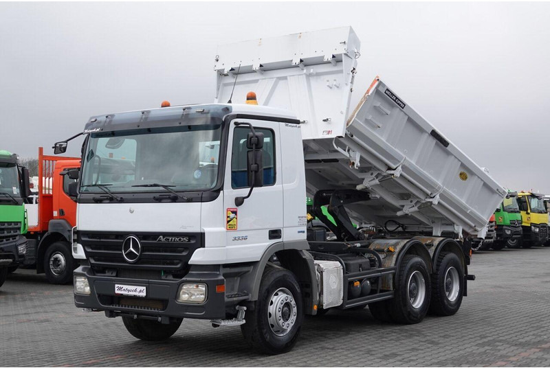 Mercedes-Benz ACTROS 3336 / 6x4 / WYWROTKA / BORDMATIC / HYDROBURTA / MEILLER - شاحنة قلاب: صورة 1 Mercedes-Benz ACTROS 3336 / 6x4 / WYWROTKA / BORDMATIC / HYDROBURTA / MEILLER - شاحنة قلاب: صورة 1