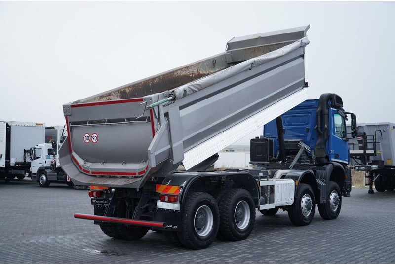 Mercedes-Benz ACTROS 4145 / 8X8 / WYWROTKA TYLNOZSYPOWA / KH-KIPPER 6 M / AUTO - شاحنة قلاب: صورة 4 Mercedes-Benz ACTROS 4145 / 8X8 / WYWROTKA TYLNOZSYPOWA / KH-KIPPER 6 M / AUTO - شاحنة قلاب: صورة 4