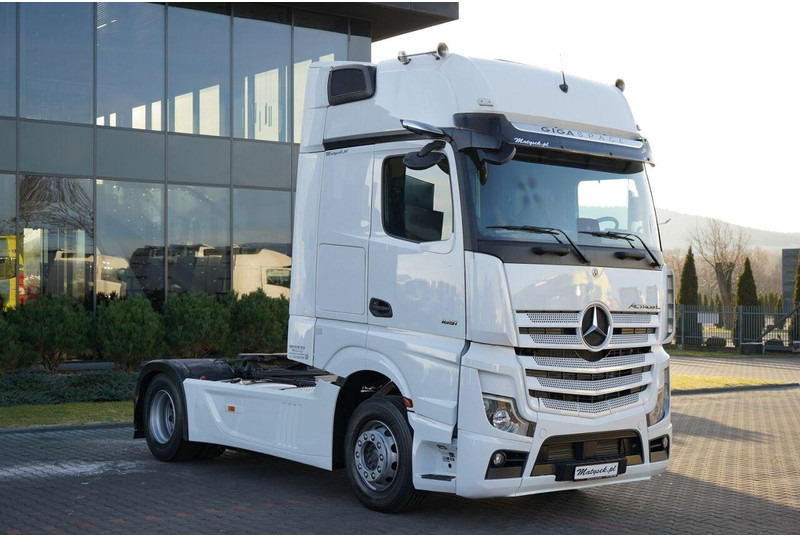 Mercedes-Benz ACTROS L 1851 / GIGA SPACE / RETARDER / 2022 R - رأس تريلا: صورة 4 Mercedes-Benz ACTROS L 1851 / GIGA SPACE / RETARDER / 2022 R - رأس تريلا: صورة 4
