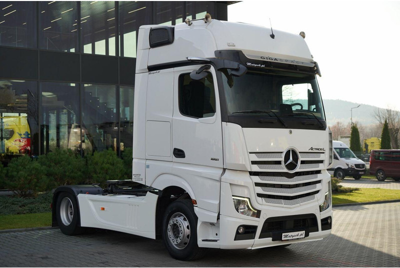 Mercedes-Benz ACTROS L 1851 / GIGA SPACE / RETARDER / 2022 R - رأس تريلا: صورة 4 Mercedes-Benz ACTROS L 1851 / GIGA SPACE / RETARDER / 2022 R - رأس تريلا: صورة 4