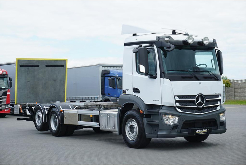 Mercedes-Benz ANTOS / 2535 / ACC / E 6 / BDF + WINDA / 7.15 , 7.45, 7.82 M / O - ناقلة حاويات/ شاحنة حاويات: صورة 1 Mercedes-Benz ANTOS / 2535 / ACC / E 6 / BDF + WINDA / 7.15 , 7.45, 7.82 M / O - ناقلة حاويات/ شاحنة حاويات: صورة 1