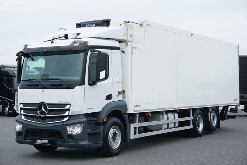 Mercedes-Benz ANTOS / 2535 / EURO 6 / CHŁODNIA + WINDA / 23 PALETY / OŚ SKRĘTN - شاحنة ذات مبرد: صورة 2 Mercedes-Benz ANTOS / 2535 / EURO 6 / CHŁODNIA + WINDA / 23 PALETY / OŚ SKRĘTN - شاحنة ذات مبرد: صورة 2
