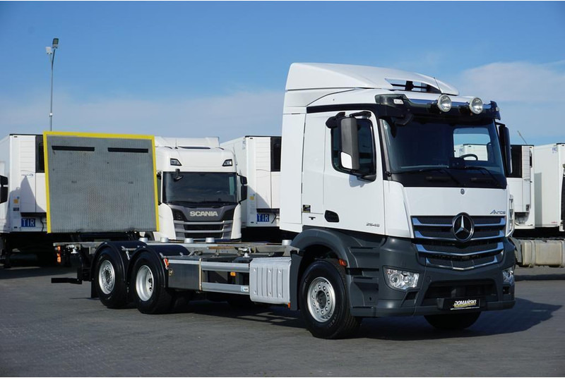 Mercedes-Benz ANTOS / 2545 / ACC / E 6 / BDF + WINDA / 7.15 , 7.45, 7.82 M / O - شاحنة بهيكل معدني للمقصورة: صورة 1 Mercedes-Benz ANTOS / 2545 / ACC / E 6 / BDF + WINDA / 7.15 , 7.45, 7.82 M / O - شاحنة بهيكل معدني للمقصورة: صورة 1