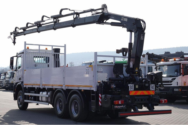 Mercedes-Benz AROCS 2643 / 6x4 / SKRZYNIOWY- 6,8 m / + HDS HIAB 144 wysów: 13 - شاحنات مسطحة, شاحنة كرين: صورة 4 Mercedes-Benz AROCS 2643 / 6x4 / SKRZYNIOWY- 6,8 m / + HDS HIAB 144 wysów: 13 - شاحنات مسطحة, شاحنة كرين: صورة 4