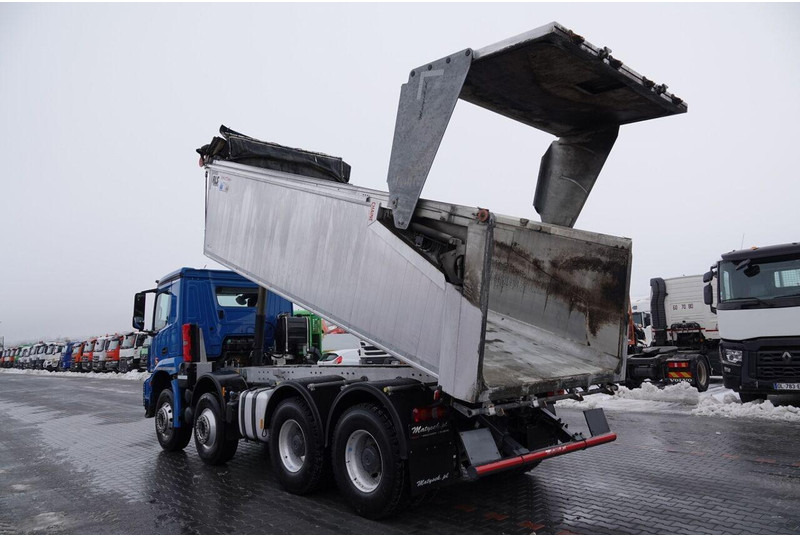 Mercedes-Benz AROCS 3243 / 8x4 / WYWROTKA 20m3 / TYLNOZSYP / EURO 6 / OPONY 10 - شاحنة قلاب: صورة 2 Mercedes-Benz AROCS 3243 / 8x4 / WYWROTKA 20m3 / TYLNOZSYP / EURO 6 / OPONY 10 - شاحنة قلاب: صورة 2