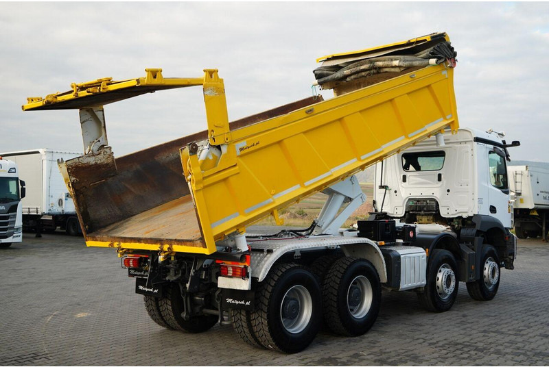 Mercedes-Benz AROCS 3243 / 8x4 / WYWROTKA  DWUSTRONNA 6.2 M / HYDROBURTA / HYD - شاحنة قلاب: صورة 4 Mercedes-Benz AROCS 3243 / 8x4 / WYWROTKA  DWUSTRONNA 6.2 M / HYDROBURTA / HYD - شاحنة قلاب: صورة 4
