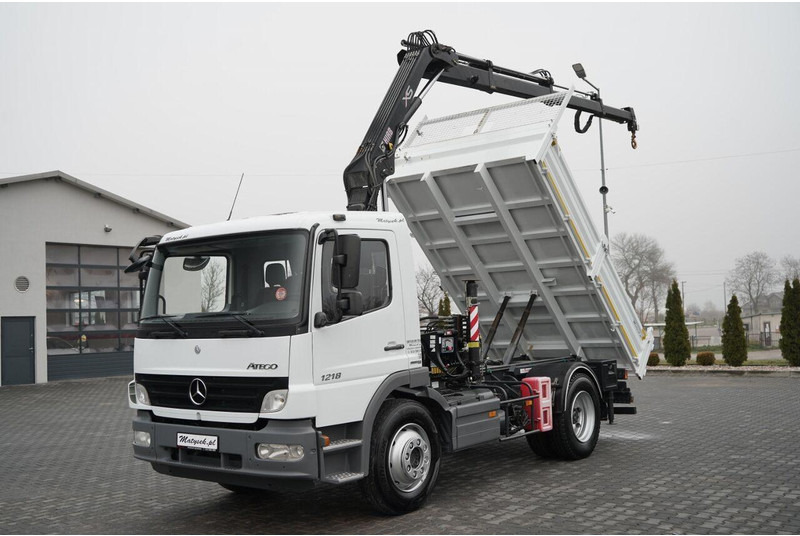 Mercedes-Benz ATEGO 1218 / 4x2 / WYWROTKA + HDS HIAB 0088 BS-3 / PILOT /MANU - شاحنة قلاب, شاحنة كرين: صورة 1 Mercedes-Benz ATEGO 1218 / 4x2 / WYWROTKA + HDS HIAB 0088 BS-3 / PILOT /MANU - شاحنة قلاب, شاحنة كرين: صورة 1