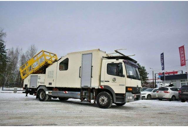 Mercedes-Benz ATEGO 1323 PK 8000T RAIL Platform - شاحنة, شاحنة كرين: صورة 3 Mercedes-Benz ATEGO 1323 PK 8000T RAIL Platform - شاحنة, شاحنة كرين: صورة 3