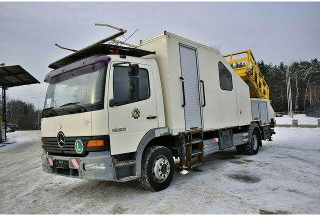 Mercedes-Benz ATEGO 1323 PK 8000T RAIL Platform - شاحنة, شاحنة كرين: صورة 2 Mercedes-Benz ATEGO 1323 PK 8000T RAIL Platform - شاحنة, شاحنة كرين: صورة 2