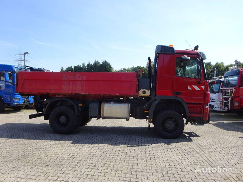 Mercedes-Benz Actros 1832 - 3 way tipper - شاحنة قلاب: صورة 3 Mercedes-Benz Actros 1832 - 3 way tipper - شاحنة قلاب: صورة 3