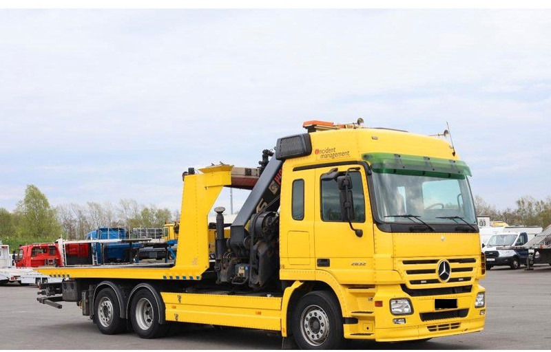 Mercedes-Benz Actros 2532 Vehicle transporter + crane Hiab 477EP-5 HiPro 6x2 - شاحنة نقل سيارات شاحنة: صورة 3 Mercedes-Benz Actros 2532 Vehicle transporter + crane Hiab 477EP-5 HiPro 6x2 - شاحنة نقل سيارات شاحنة: صورة 3