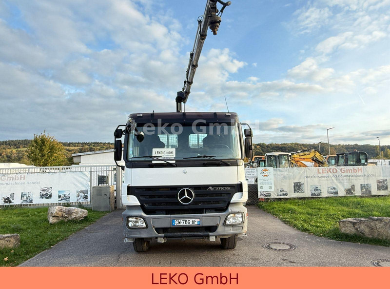 Mercedes-Benz Actros 2636-Plateau Hiab Krahn - شاحنات مسطحة, شاحنة كرين: صورة 3 Mercedes-Benz Actros 2636-Plateau Hiab Krahn - شاحنات مسطحة, شاحنة كرين: صورة 3