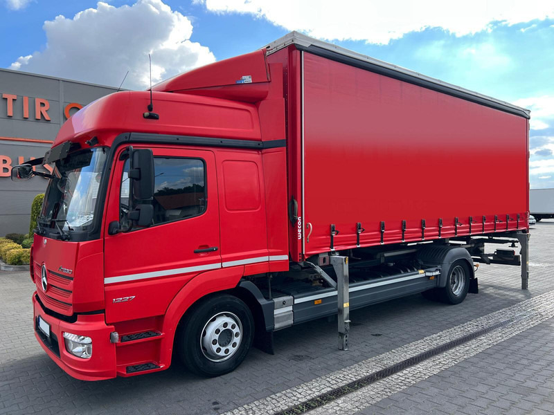 Mercedes-Benz Atego 1227 CURTAIN PLANE BDF SWAP CHASSIS WECHSELFAHRGESTELL - شاحنة ذات ستائر جانبية: صورة 2 Mercedes-Benz Atego 1227 CURTAIN PLANE BDF SWAP CHASSIS WECHSELFAHRGESTELL - شاحنة ذات ستائر جانبية: صورة 2