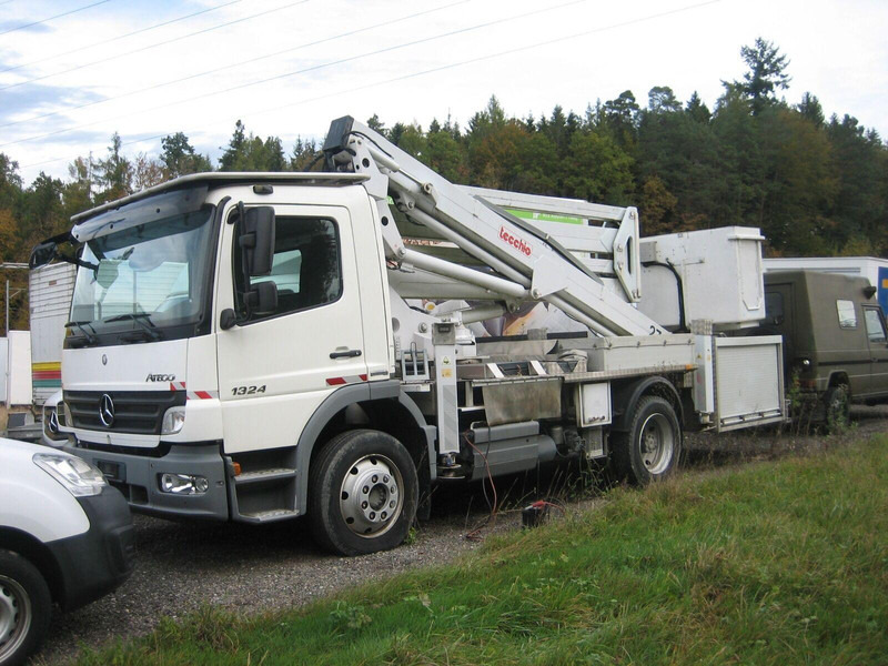 Mercedes-Benz Atego 1324 Bucket truck - Tecchio 27 m - شاحنة, شاحنة كرين: صورة 1 Mercedes-Benz Atego 1324 Bucket truck - Tecchio 27 m - شاحنة, شاحنة كرين: صورة 1