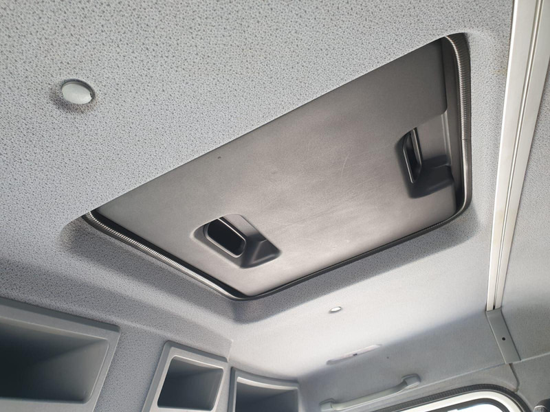 شاحنة صندوقية Mercedes-Benz Atego 816 BOX+LIFT DEUSTCHER LKW: صورة 20