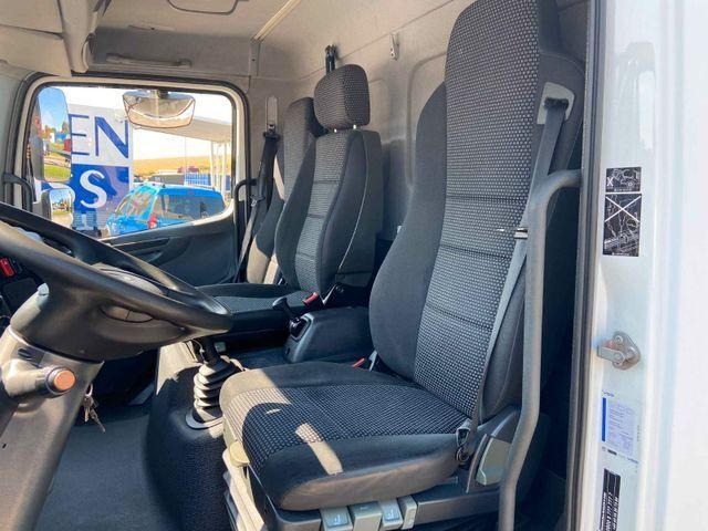 شاحنة صندوقية Mercedes-Benz Atego 816: صورة 6
