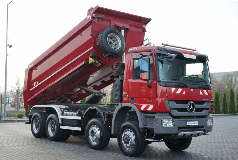 Mercedes-Benz CTROS 4141 / 8X6 / WYWROTKA TYLNOZSYPOWA / MEILLER KIPPER 5.3M / - شاحنة قلاب: صورة 1 Mercedes-Benz CTROS 4141 / 8X6 / WYWROTKA TYLNOZSYPOWA / MEILLER KIPPER 5.3M / - شاحنة قلاب: صورة 1